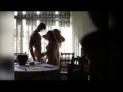 ❤️ Seksaj amikoj invitas gigantan viron kaj triopon kun li ❤️❌ Pornofilmo ĉe porno eo.filmexxx18.ru ❌️